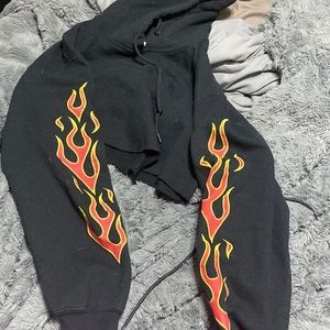 Cropped black hoodie with flames